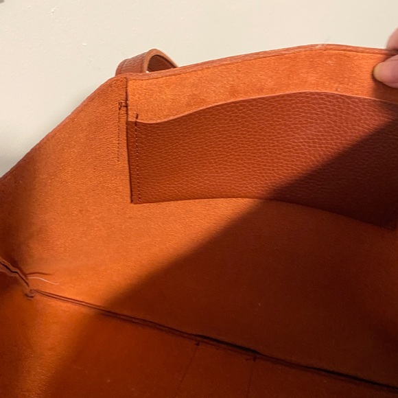 Vince Camuto Luck Tote - New 🌟 - Picture 3 of 5